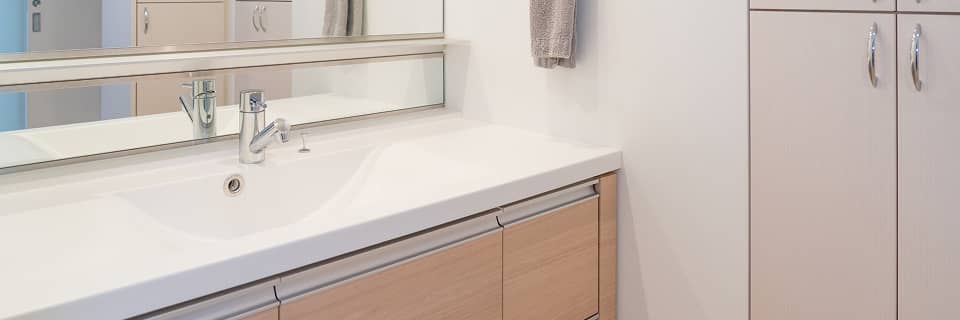 鏡と洗面ボウルが一体になった洗面化粧台